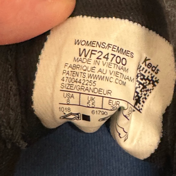 Keds Champion Canvas Lace-Up Size 8 Sneakers - Picture 5 of 5